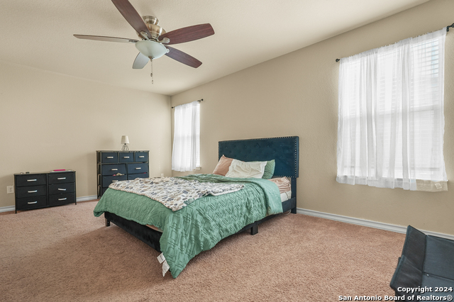 Listing photo id 10 for 7422 Equinox Corner