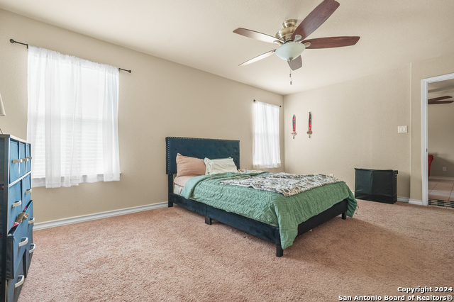 Listing photo id 11 for 7422 Equinox Corner