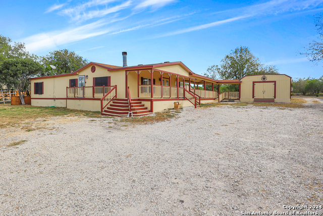 Details for 405 County Road 3820, San Antonio, TX 78253