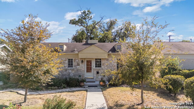 Details for 2260 Mistletoe Ave W, San Antonio, TX 78201