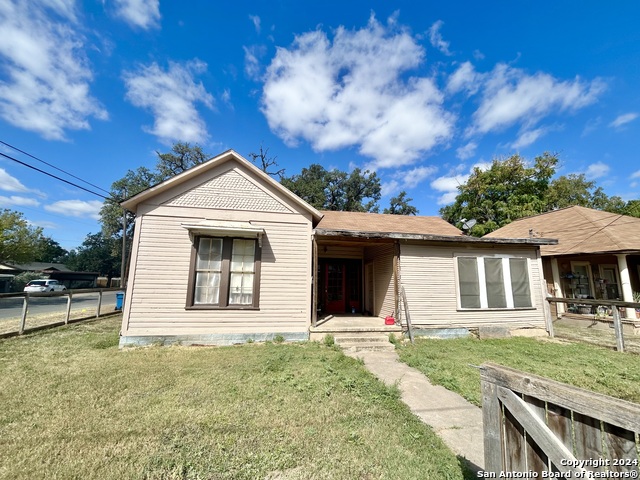 Details for 502 Ross St  , Kerrville, TX 78028