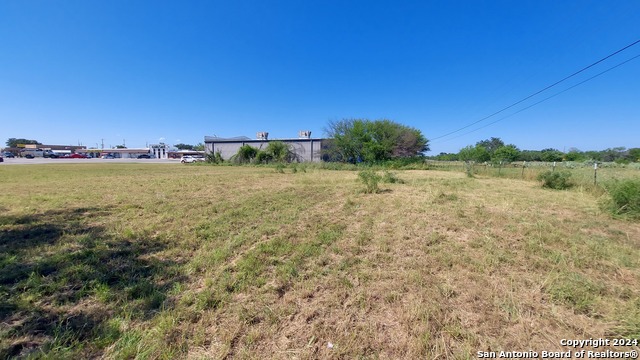 Listing photo id 3 for 115 Dixon Dr