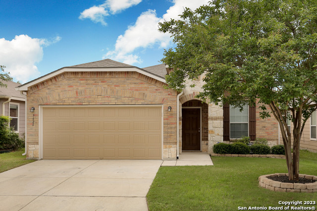 Details for 7626 Paraiso Pt, Boerne, TX 78015