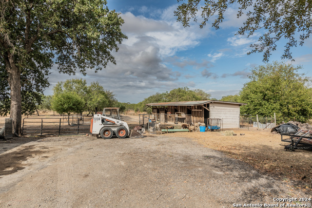 Image 8 of 30 For 400 Blue Quail Dr