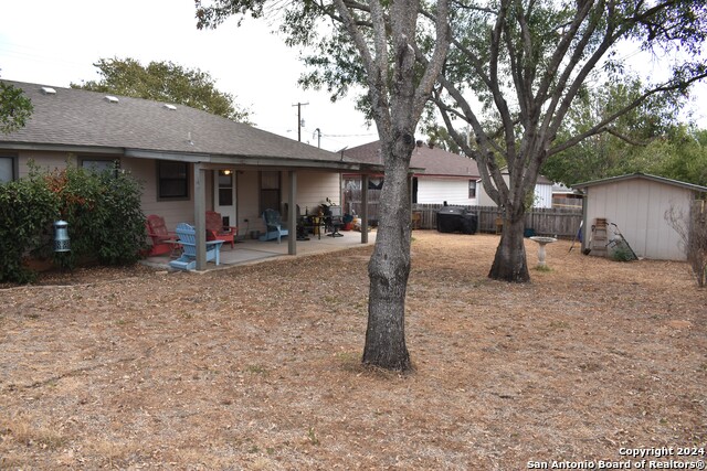 Image 20 of 22 For 1203 Hondo Ave W