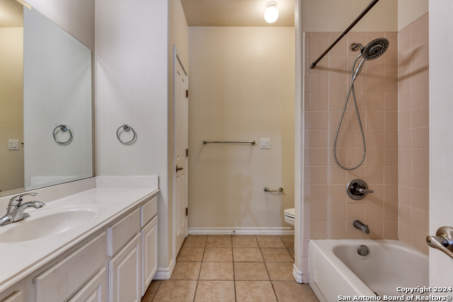 Image 16 of 23 For 22209 Sausalito Ct