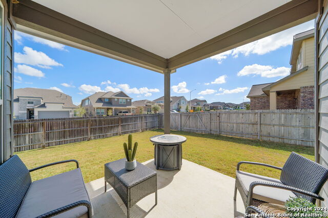 Listing photo id 21 for 3109 Morlanga Street