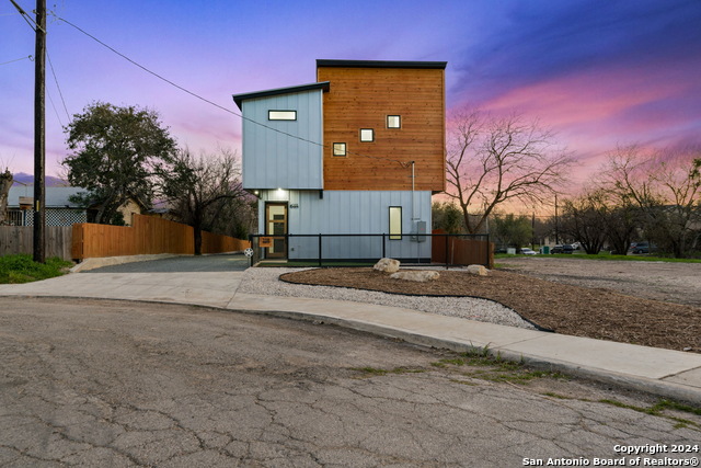 Details for 108 Vine St. #101, San Antonio, TX 78210