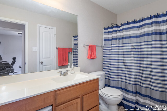 Image 17 of 23 For 226 Pleasanton Cir