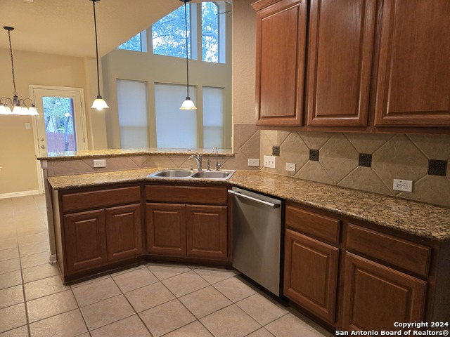 Image 11 of 23 For 23826 Viento Oaks