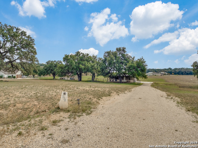 Details for 338 Salt Grass Trail, Bandera, TX 78003