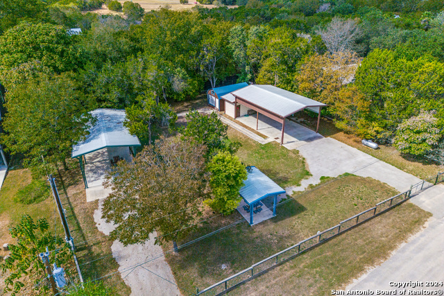 Details for 105 & 107 Wagonwheel Cir, Wimberley, TX 78676