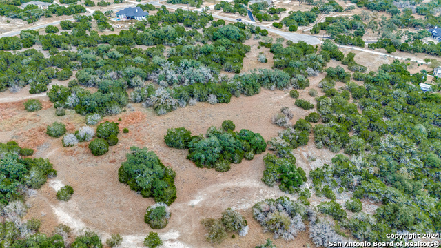 Image 3 of 22 For 122 Milfoil Ln