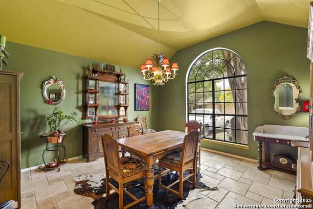 Image 31 of 40 For 13746 Bluff Villas Ct.