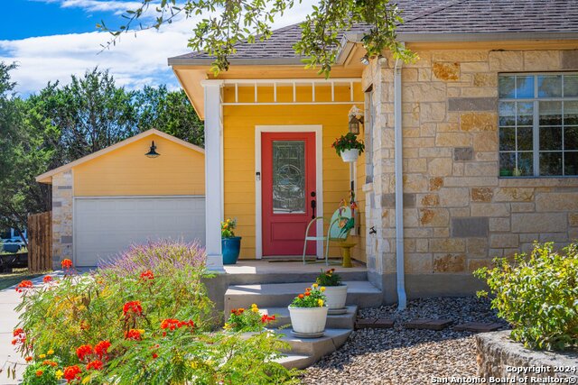 Details for 126 Homer Dr W, Kerrville, TX 78028