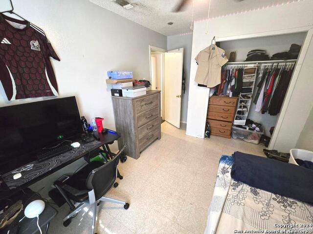 Image 16 of 18 For 3311 Woodlawn Ave W
