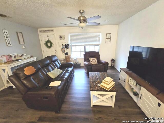 Image 2 of 18 For 3311 Woodlawn Ave W