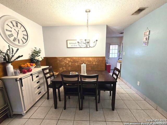 Image 5 of 18 For 3311 Woodlawn Ave W