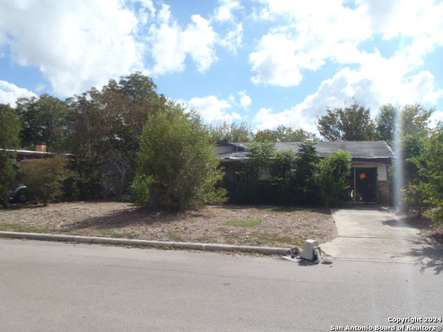 Image 17 of 19 For 5410 Arneson Dr