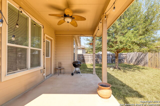 Listing photo id 22 for 9010 Bowen Br