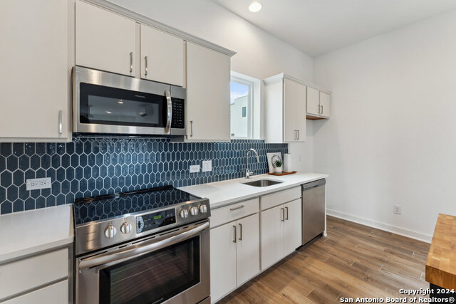 Image 6 of 33 For 1735 Gramercy Pl #201 W