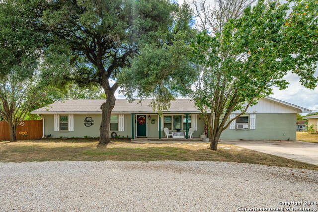 Details for 102 Elm Way  , Kerrville, TX 78028