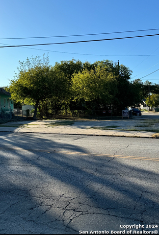 Listing photo id 8 for 108 Hawthorne