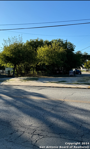 Listing photo id 9 for 108 Hawthorne