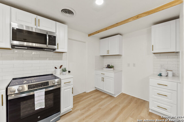 Image 12 of 25 For 5625 Galewind Dr