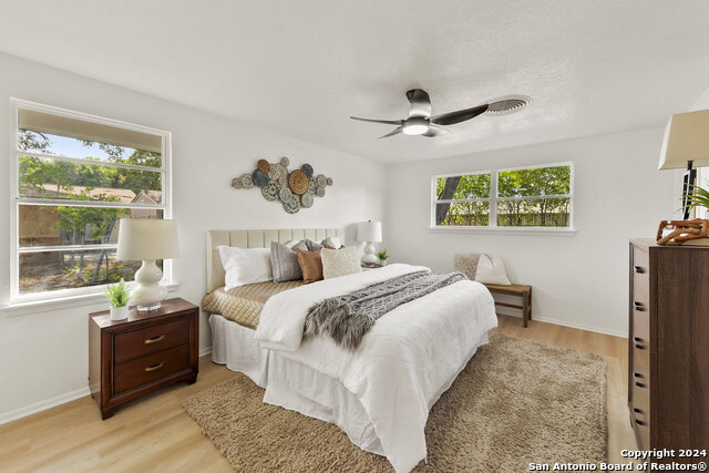 Image 20 of 25 For 5625 Galewind Dr