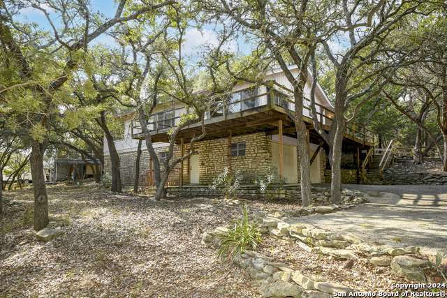 Details for 1327 Springwater, Canyon Lake, TX 78133