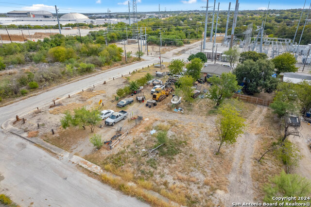 Listing photo id 1 for 6004 Rotary  