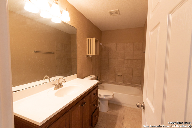 Image 17 of 20 For 8234 Dawnwood Dr