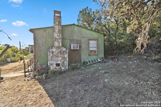 Image 8 of 29 For 18545 Bandera Rd