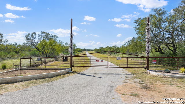 Image 7 of 37 For 1919 County Road 413