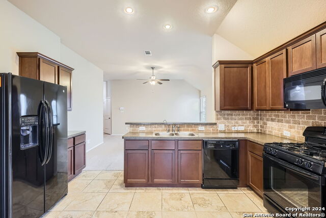 Image 4 of 11 For 6528 Candlecrest Ct