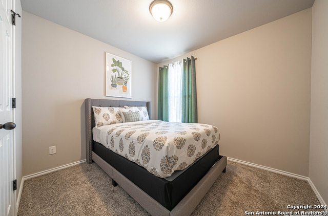 Image 16 of 25 For 8603 Valentina Way  101