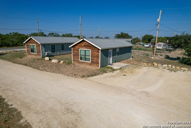 Image 12 of 18 For 265 Uvalde Oaks Dr.