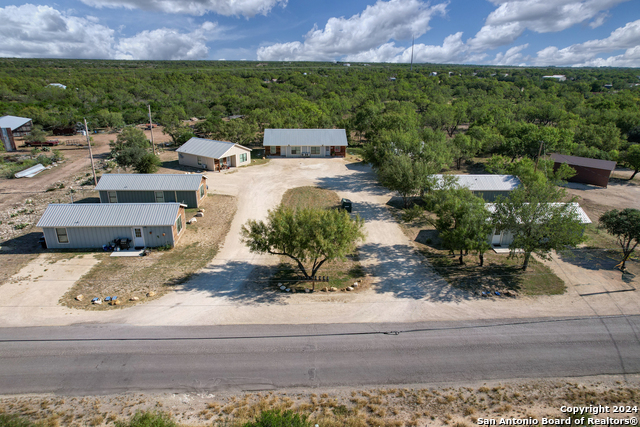 Image 2 of 18 For 265 Uvalde Oaks Dr.