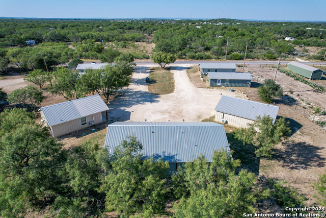 Image 3 of 18 For 265 Uvalde Oaks Dr.