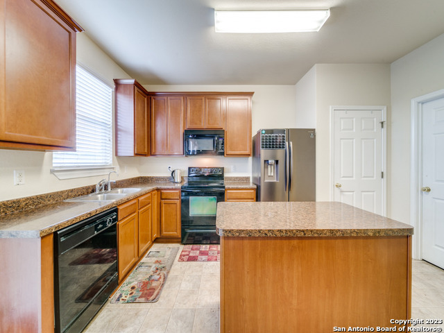 Listing photo id 8 for 3422 Krie Highlands