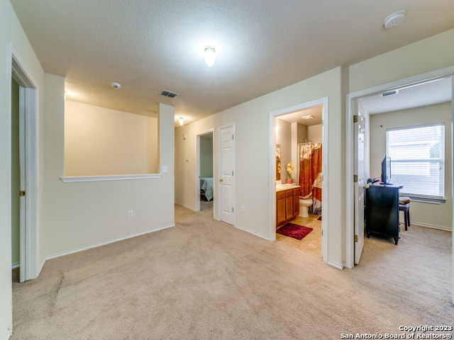 Listing photo id 11 for 3422 Krie Highlands