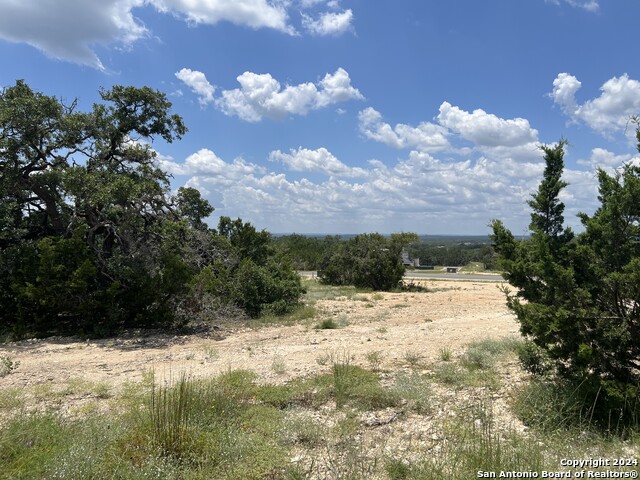 Image 3 of 4 For 34722 Deeanne Valley Trail