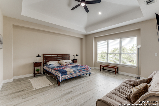 Image 15 of 43 For 3105 Comal Springs