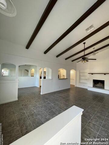 Listing photo id 2 for 6238 Pancho Villa Dr