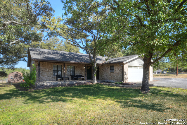 Details for 1401 Timberwood Trail, New Braunfels, TX 78132