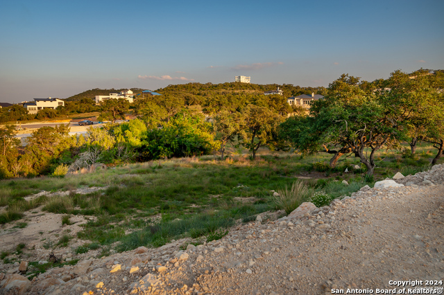 Image 4 of 7 For 24351 Tres Arroyos