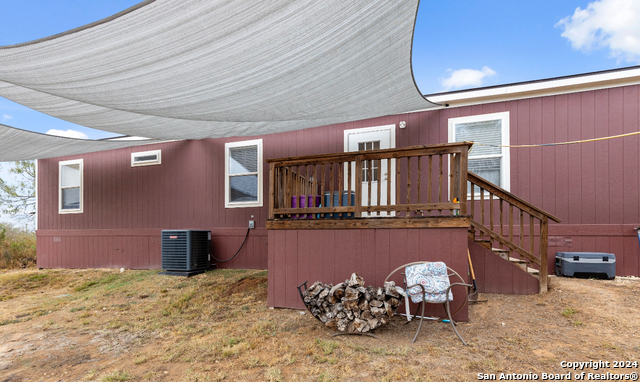 Listing photo id 23 for 114 County Road 2662