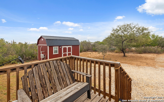 Listing photo id 2 for 114 County Road 2662