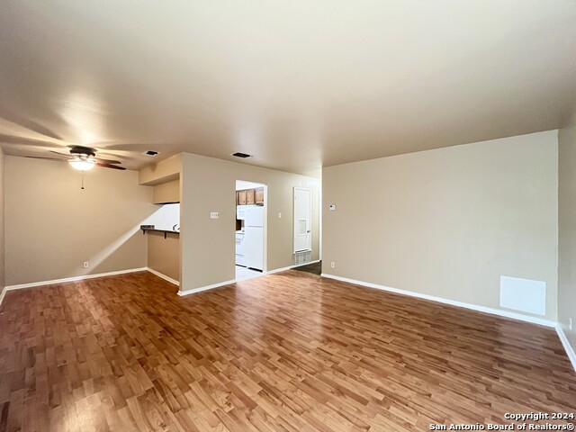 Image 10 of 33 For 8702 Village Dr  1201